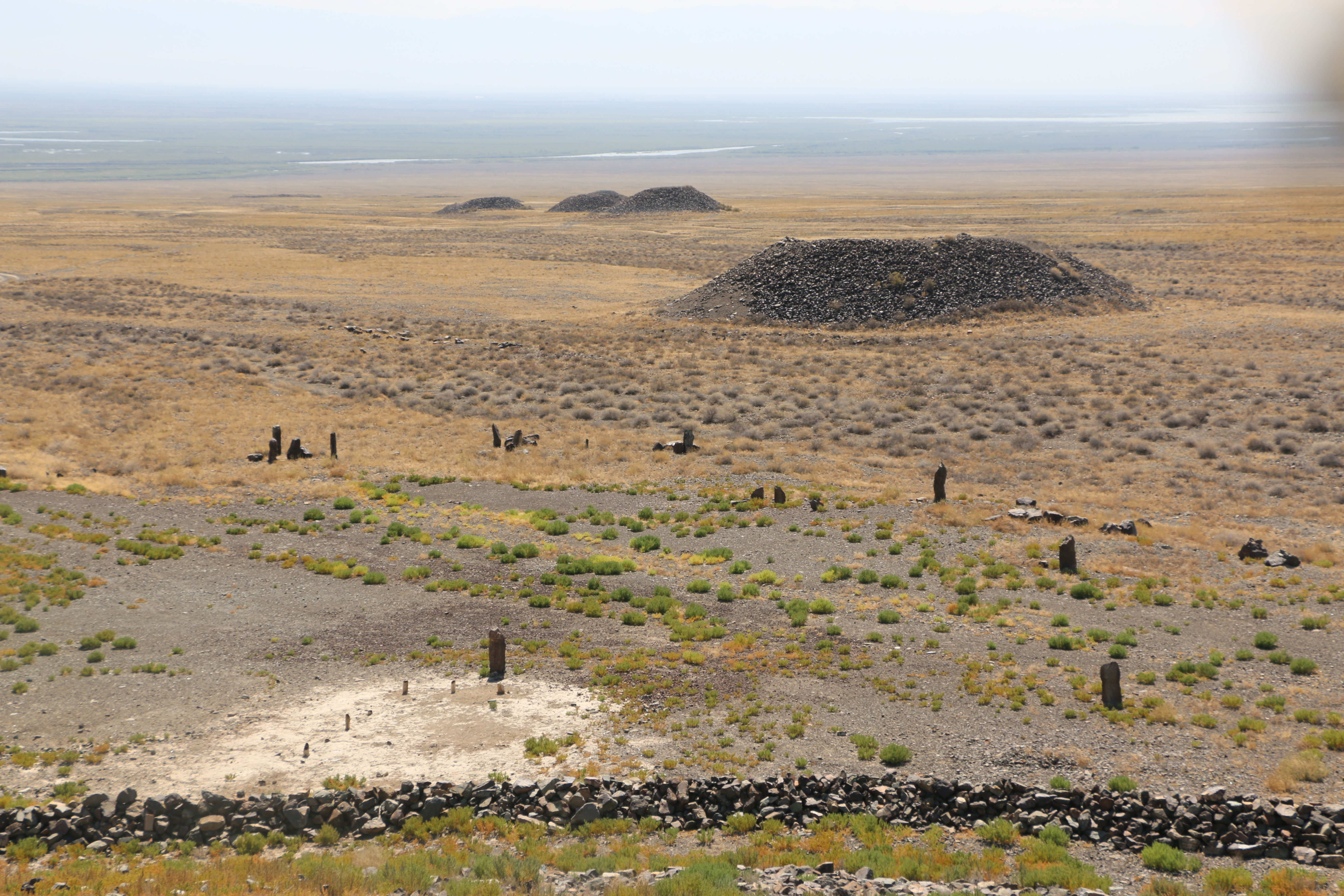 Day tour to Bes Shatyr necropolis in Altyn Emel National Park