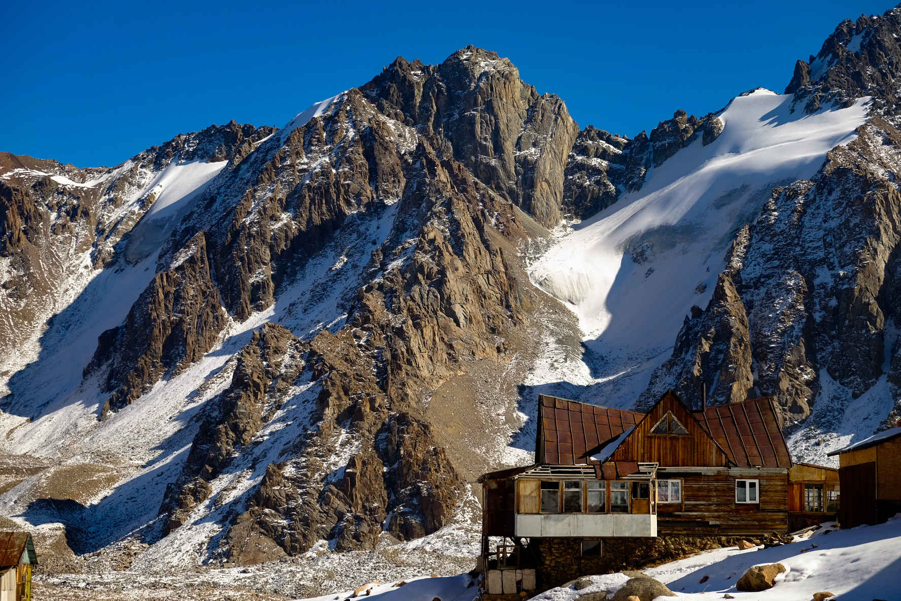 2-day hiking tour in Touyuk-Su Gorge